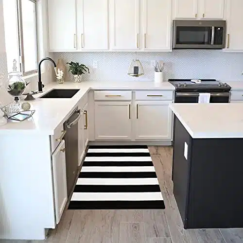 EARTHALL Black and White Striped Rug 27.5 x 43 Inches Cotton Hand-Woven Reversible Foldable Washable Black and White Outdoor Rug Stripe for Layered Door Mats Porch/Front Door Black Rug