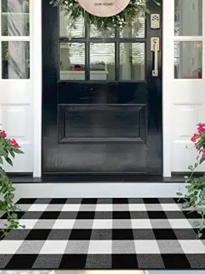 IOHOUZE Cotton Buffalo Plaid Check Rug Outdoor Doormat 27.5 x 43 Inches Washable Woven Outdoor Indoor Welcome Mats for Front Door/Farmhouse/Entryway/Home Entrance black and White Outdoor Rug