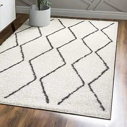 JONATHAN Y MOH405A-8 Catala Moroccan Diamond Shag Indoor Area-Rug Bohemian Geometric Modern Glam Easy-Cleaning Bedroom Kitchen Living Room Non Shedding, 8 X 10, White/Black